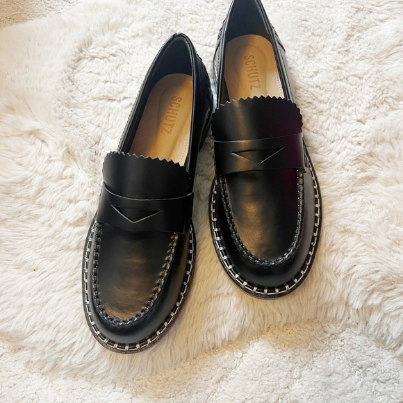 Schutz Christie Loafers NWOB Size 7.5 - Picture 1 of 7